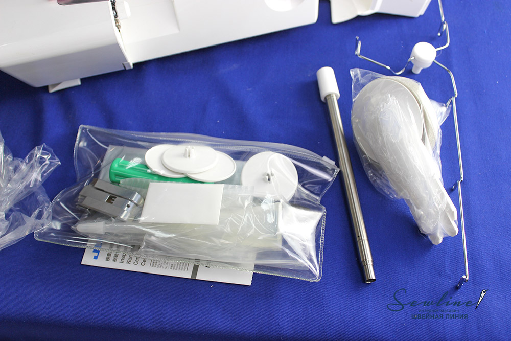 Juki mo 735, комплектация