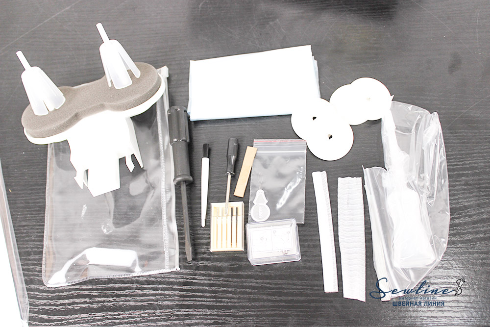 Комплектация Juki overlock 654
